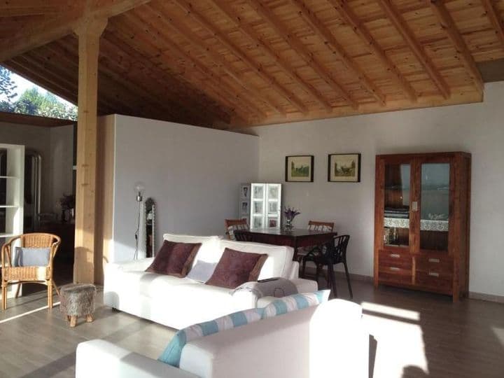 1 bedroom house for rent in Villaviciosa, Spain - Image 3