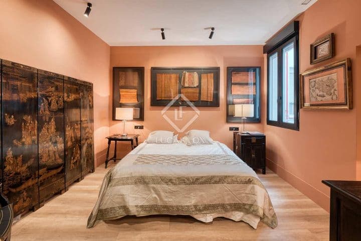 1 bedroom apartment for sale in Madrid, Spain - Image 11