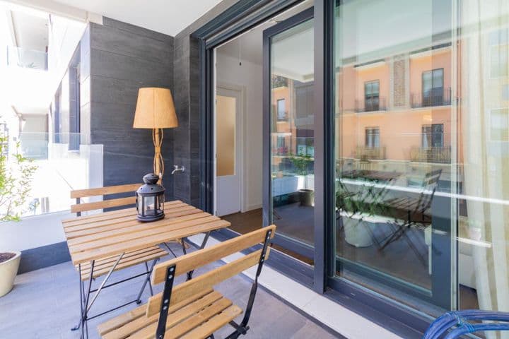 3 bedrooms apartment for rent in Pamplona, Spain - Image 2