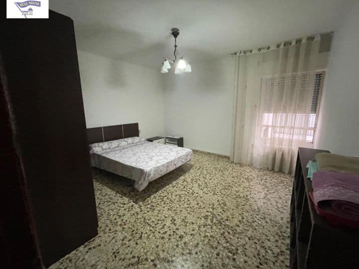 4 bedrooms apartment for rent in Albacete, Spain - Image 5