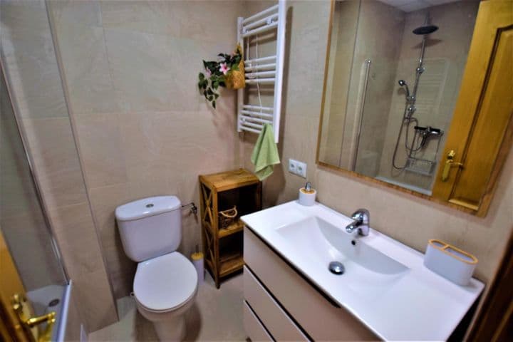 2 bedrooms apartment for rent in Guardamar del Segura, Spain - Image 12