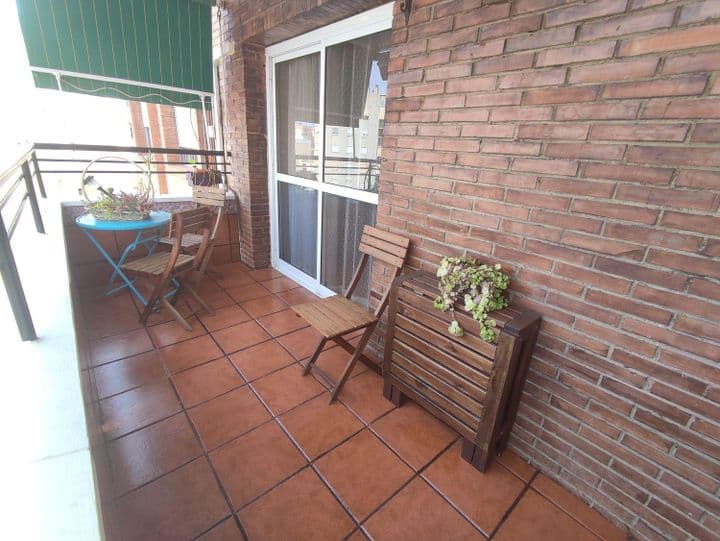 3 bedrooms apartment for rent in Cruz de Humilladero, Spain - Image 3