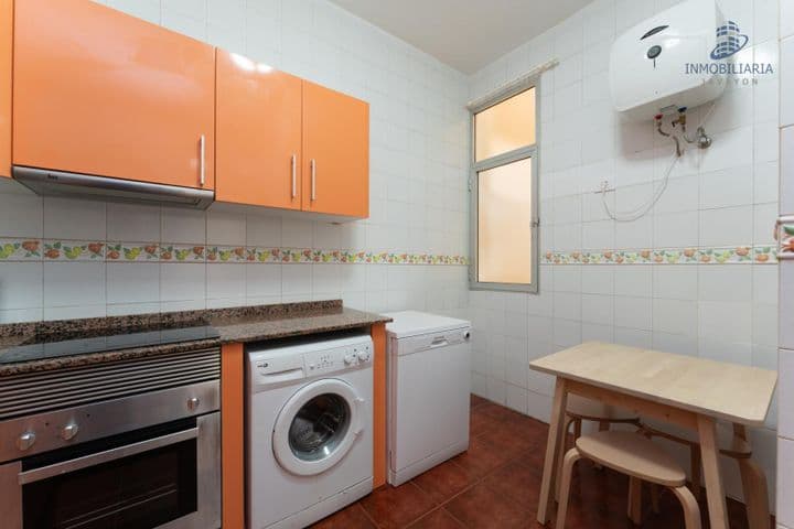 4 bedrooms apartment for sale in Centro, Spain - Image 11