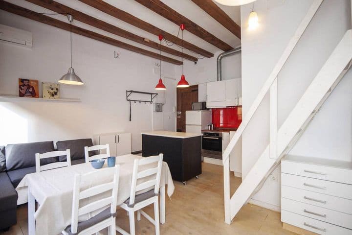 2 bedrooms apartment for rent in Ciutat Vella, Spain - Image 8