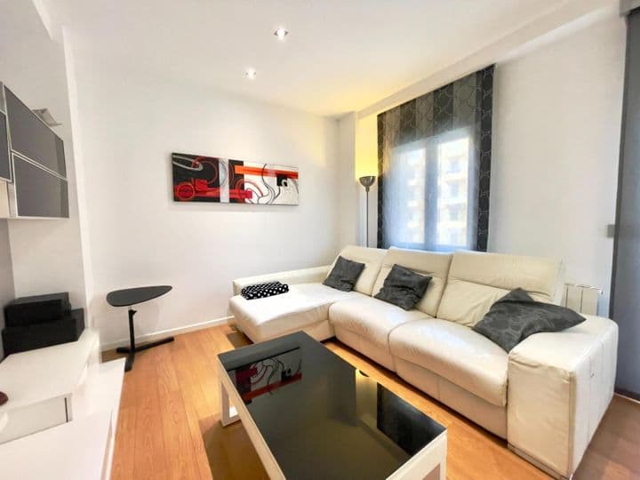 3 bedrooms apartment for rent in Valencia, Spain - Image 9