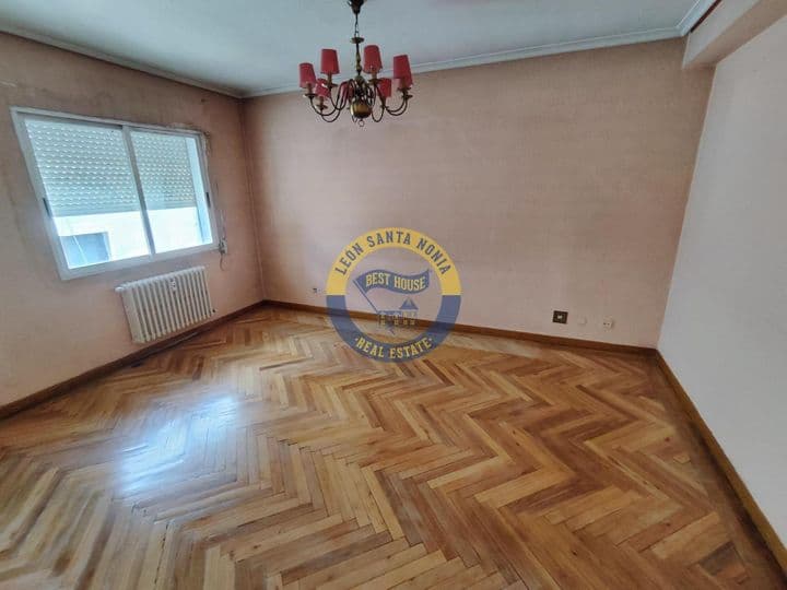 4 bedrooms apartment for sale in Leon, Spain - Image 2