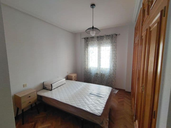 2 bedrooms apartment for rent in Segovia, Spain - Image 8