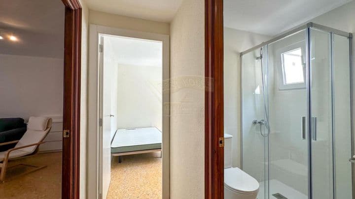 4 bedrooms apartment for rent in Valencia, Spain - Image 11