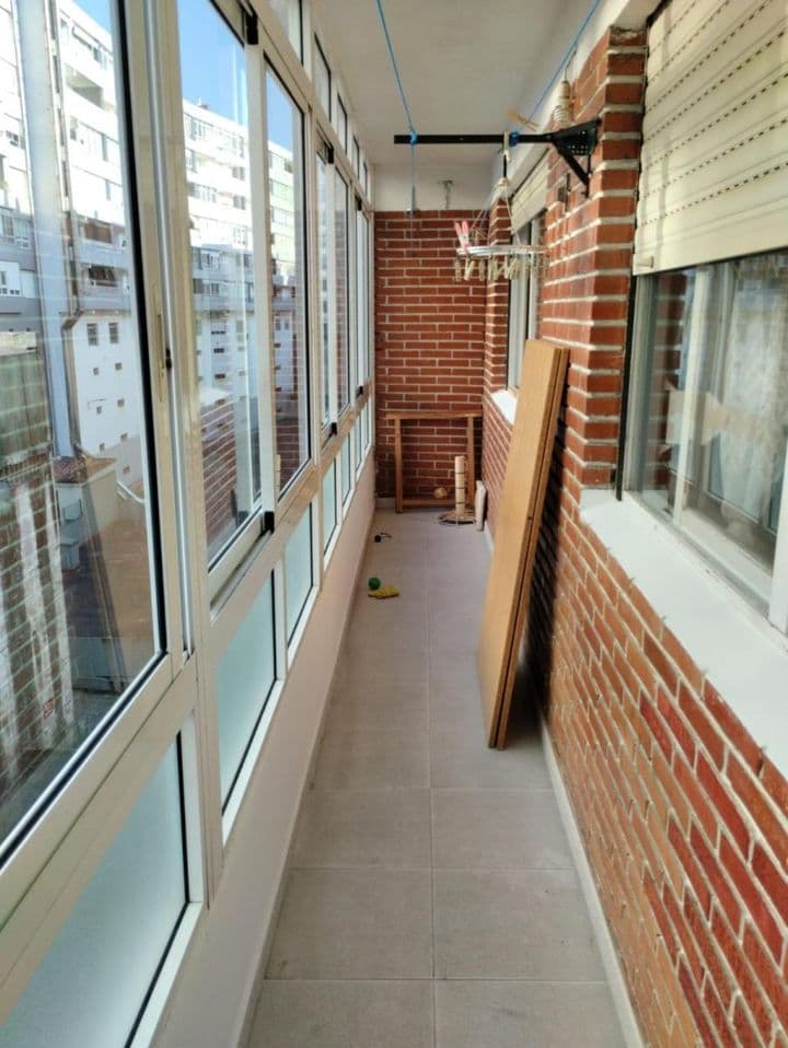 3 bedrooms apartment for rent in Vigo, Spain - Image 6