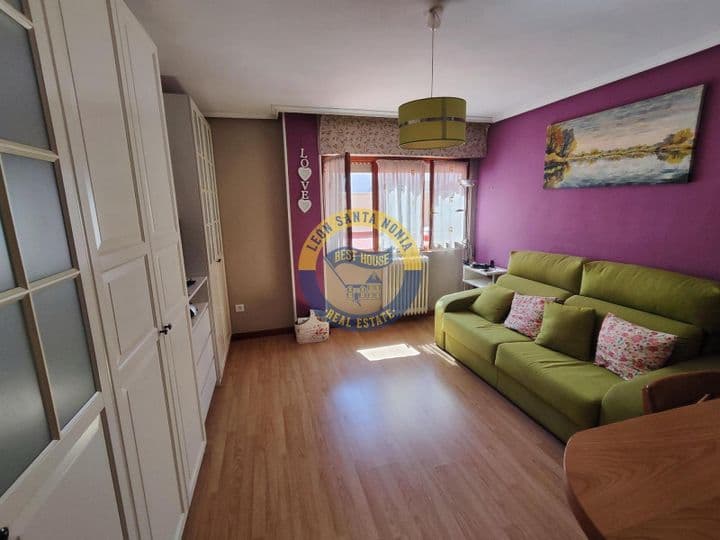 1 bedroom apartment for sale in Leon, Spain - Image 3