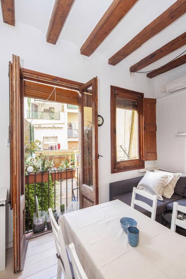 2 bedrooms apartment for rent in Ciutat Vella, Spain - Image 9