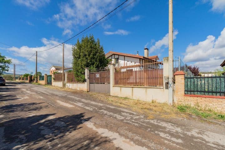 4 bedrooms house for sale in Logrono county, Spain - Image 3