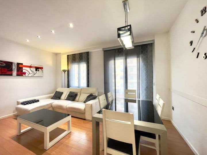 3 bedrooms apartment for rent in Valencia, Spain - Image 8