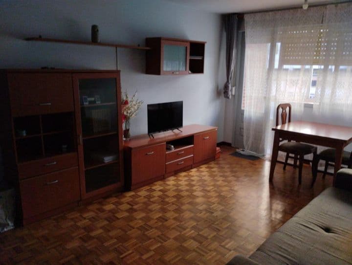 3 bedrooms apartment for rent in Vigo, Spain - Image 5