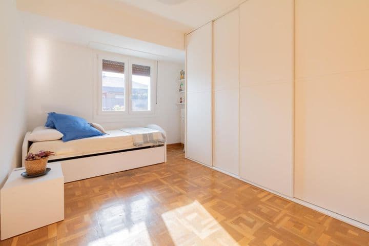 3 bedrooms apartment for rent in Pamplona, Spain - Image 5