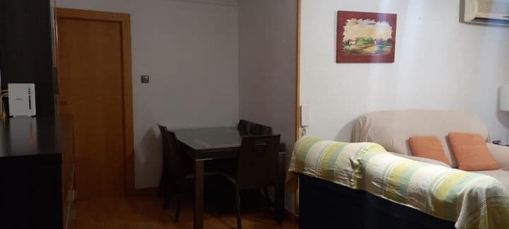 4 bedrooms apartment for rent in Beiro, Spain - Image 4