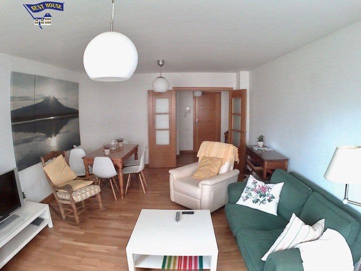 3 bedrooms apartment for rent in Santander, Spain - Image 2