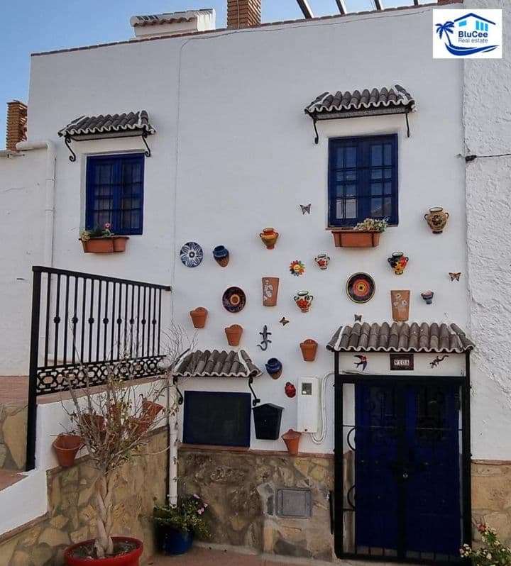 2 bedrooms house for sale in La Axarquia, Spain - Image 3