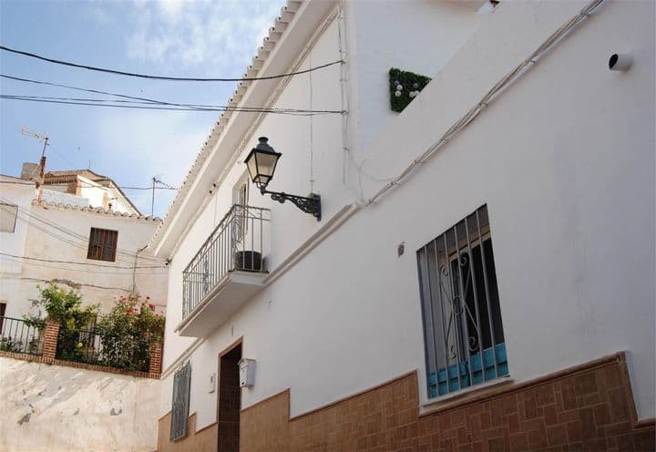 2 bedrooms house for sale in Velez Malaga, Spain - Image 3