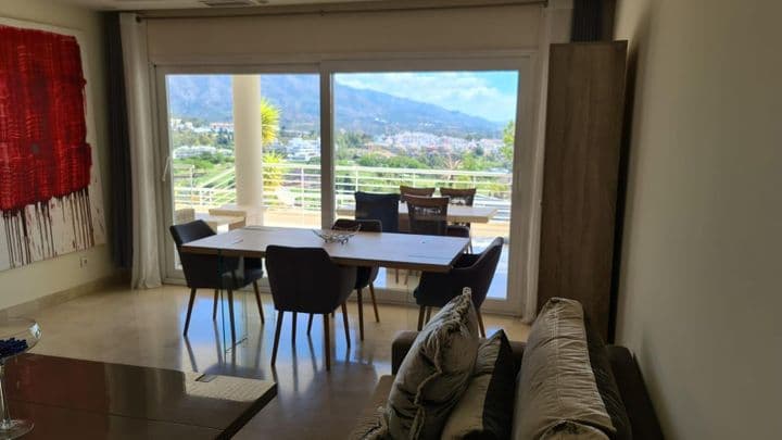 2 bedrooms apartment for rent in Nueva Andalucia, Spain - Image 4