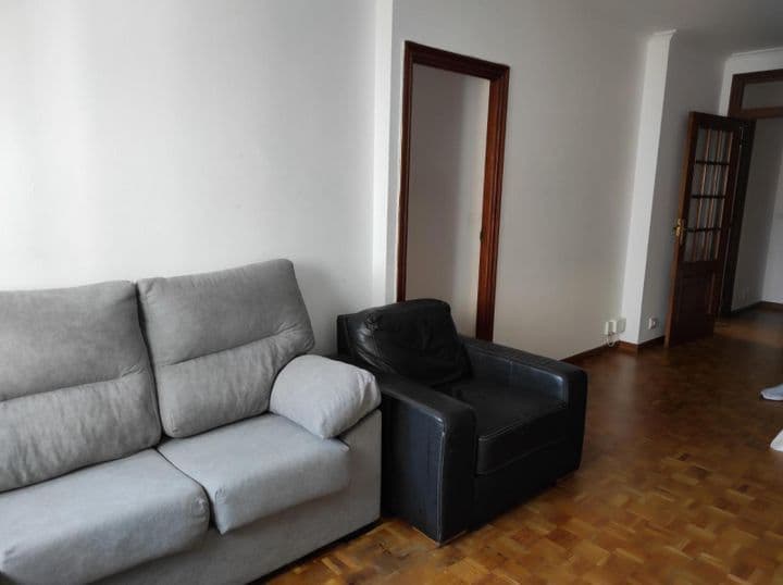 3 bedrooms apartment for rent in Corunna, Spain - Image 12