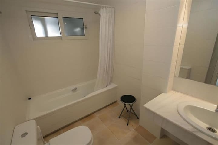 1 bedroom apartment for sale in Fuengirola, Spain - Image 2