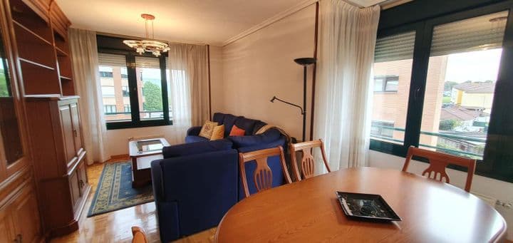 3 bedrooms apartment for rent in Gijon, Spain - Image 4