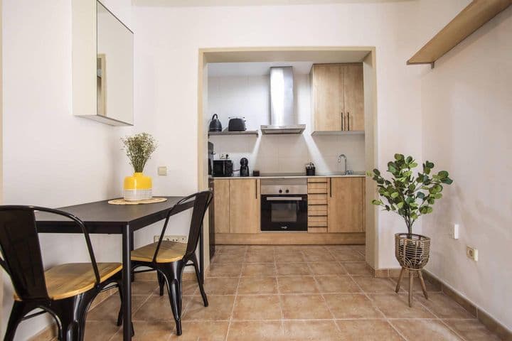 1 bedroom apartment for rent in Gotic, Spain - Image 4