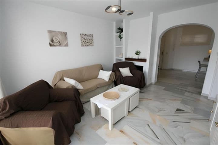 1 bedroom apartment for sale in Fuengirola, Spain - Image 4