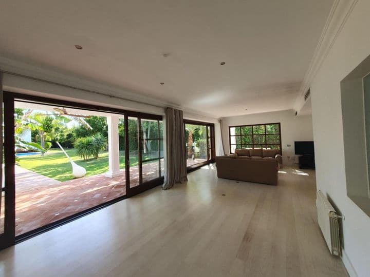 6 bedrooms house for rent in Marbella, Spain - Image 10