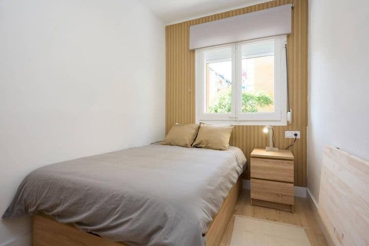 3 bedrooms apartment for rent in Barcelona, Spain - Image 12