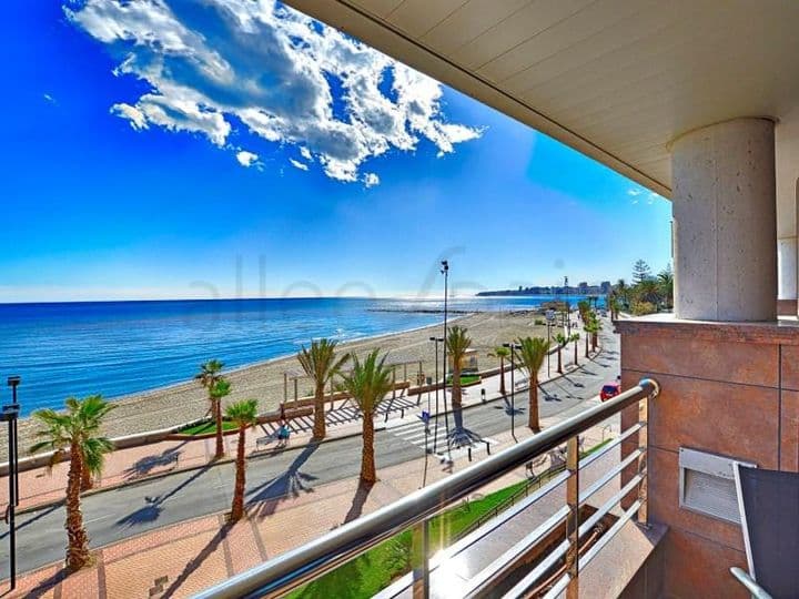 3 bedrooms apartment for rent in Carvajal - Las Gaviotas, Spain - Image 3