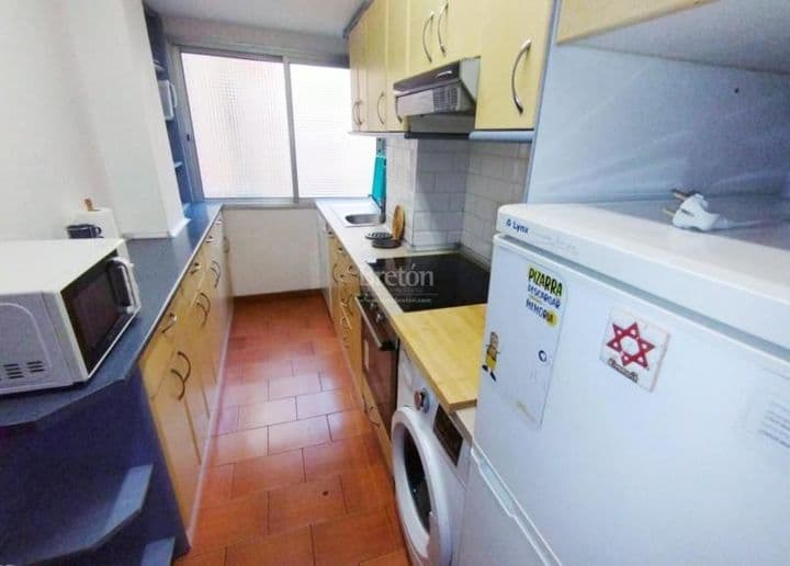 3 bedrooms apartment for rent in Universidad, Spain - Image 9