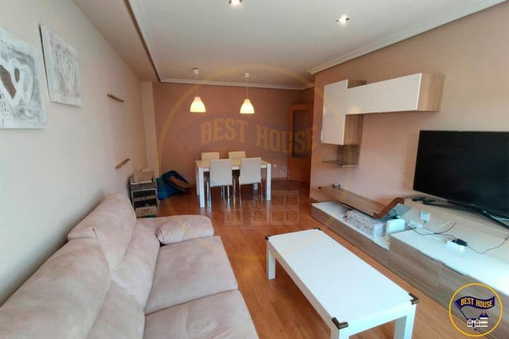 3 bedrooms apartment for rent in Cuenca, Spain - Image 2