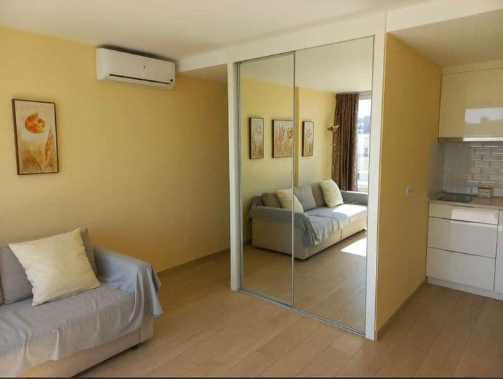 1 bedroom apartment for rent in Torremolinos, Spain - Image 4