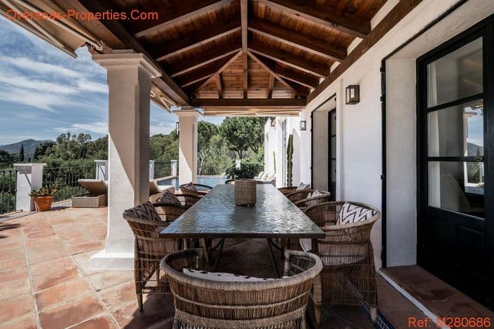 4 bedrooms house for sale in Benahavis, Spain - Image 4