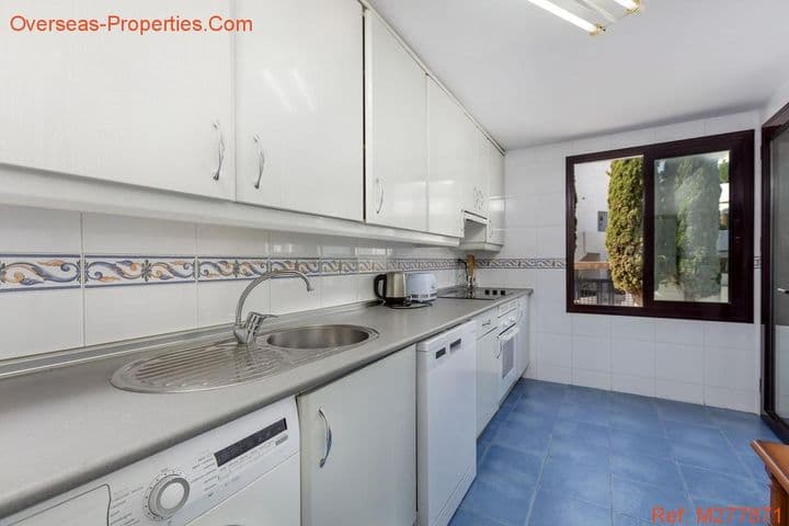 3 bedrooms apartment for sale in Nueva Andalucia, Spain - Image 3