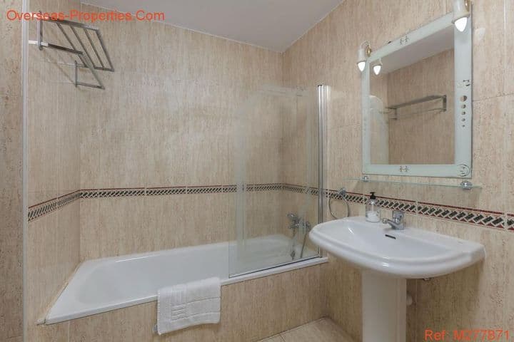 3 bedrooms apartment for sale in Nueva Andalucia, Spain - Image 4