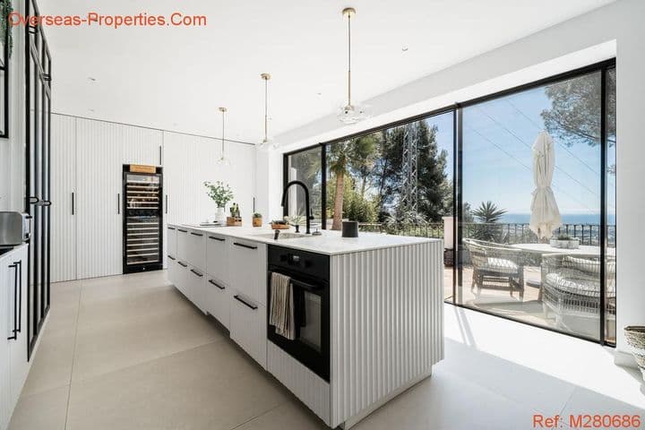 4 bedrooms house for sale in Benahavis, Spain - Image 3