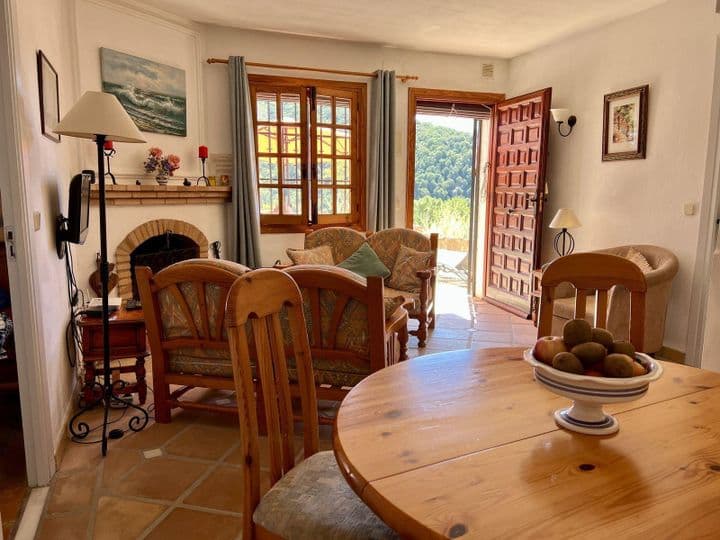 2 bedrooms apartment for sale in Benahavis, Spain - Image 11