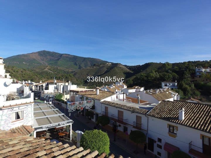 4 bedrooms apartment for sale in Benahavis, Spain - Image 2