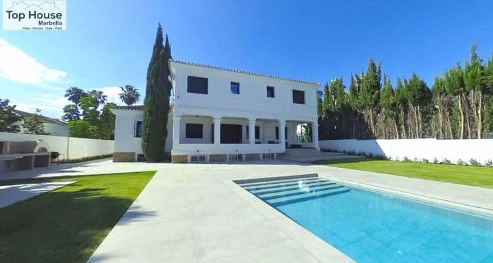 6 bedrooms house for rent in Nueva Andalucia, Spain - Image 2