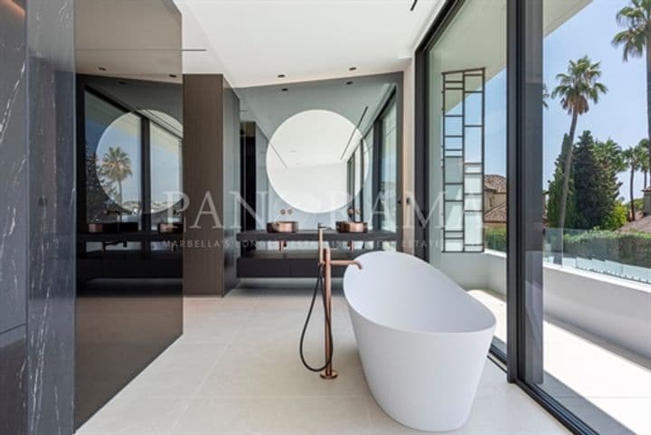 4 bedrooms house for sale in Marbella, Spain - Image 8