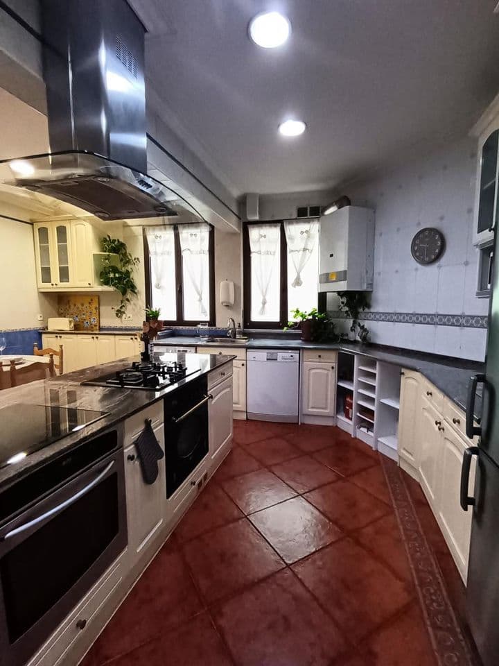 3 bedrooms apartment for sale in Bilbao, Spain - Image 3