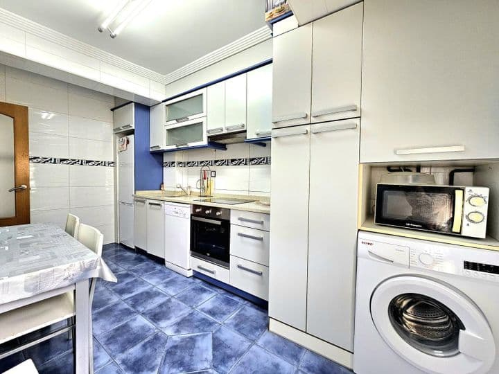 3 bedrooms apartment for sale in Navarre, Spain - Image 2