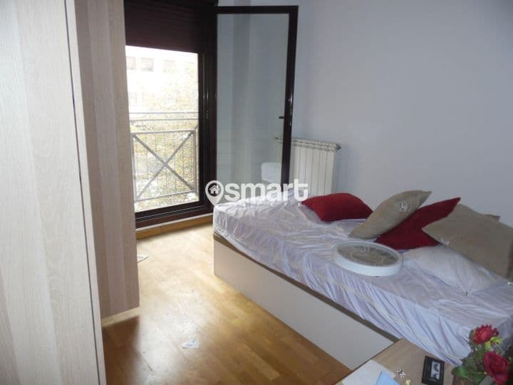 1 bedroom apartment for sale in Madrid, Spain - Image 9