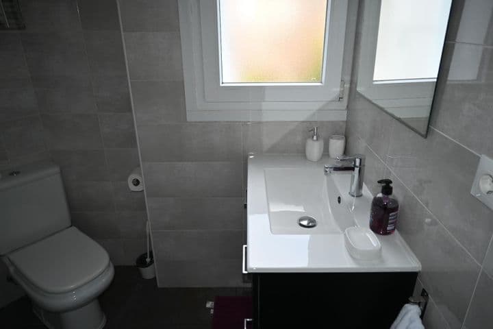 1 bedroom apartment for rent in Santander, Spain - Image 8