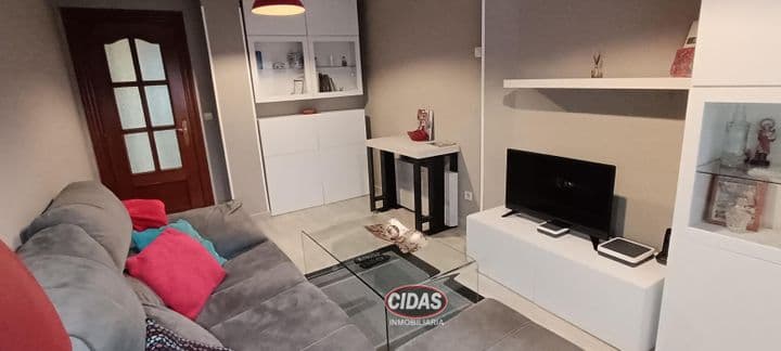 3 bedrooms apartment for rent in Oviedo, Spain - Image 3