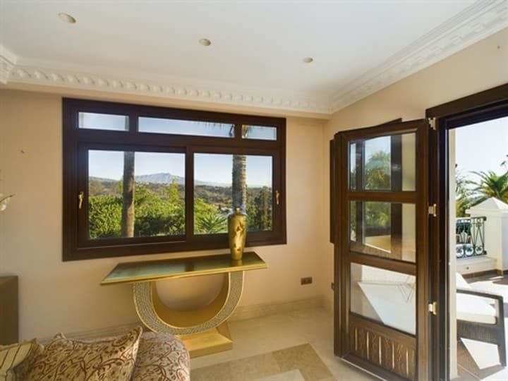 6 bedrooms other for sale in Estepona, Spain - Image 8