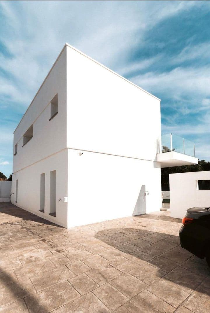 3 bedrooms house for rent in Linda Vista-Nueva Alcantara-Cortijo Blanco, Spain - Image 5